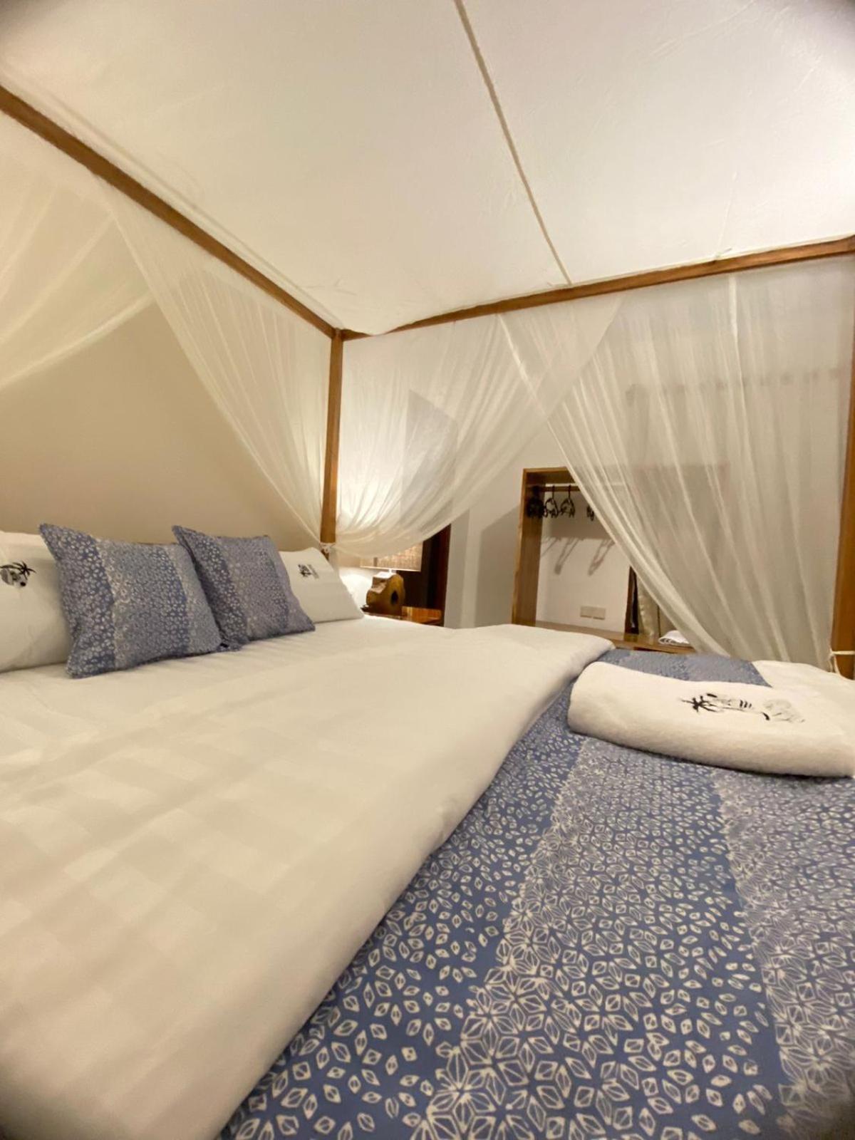 Josepha Cottage Ngurbloat Екстериор снимка