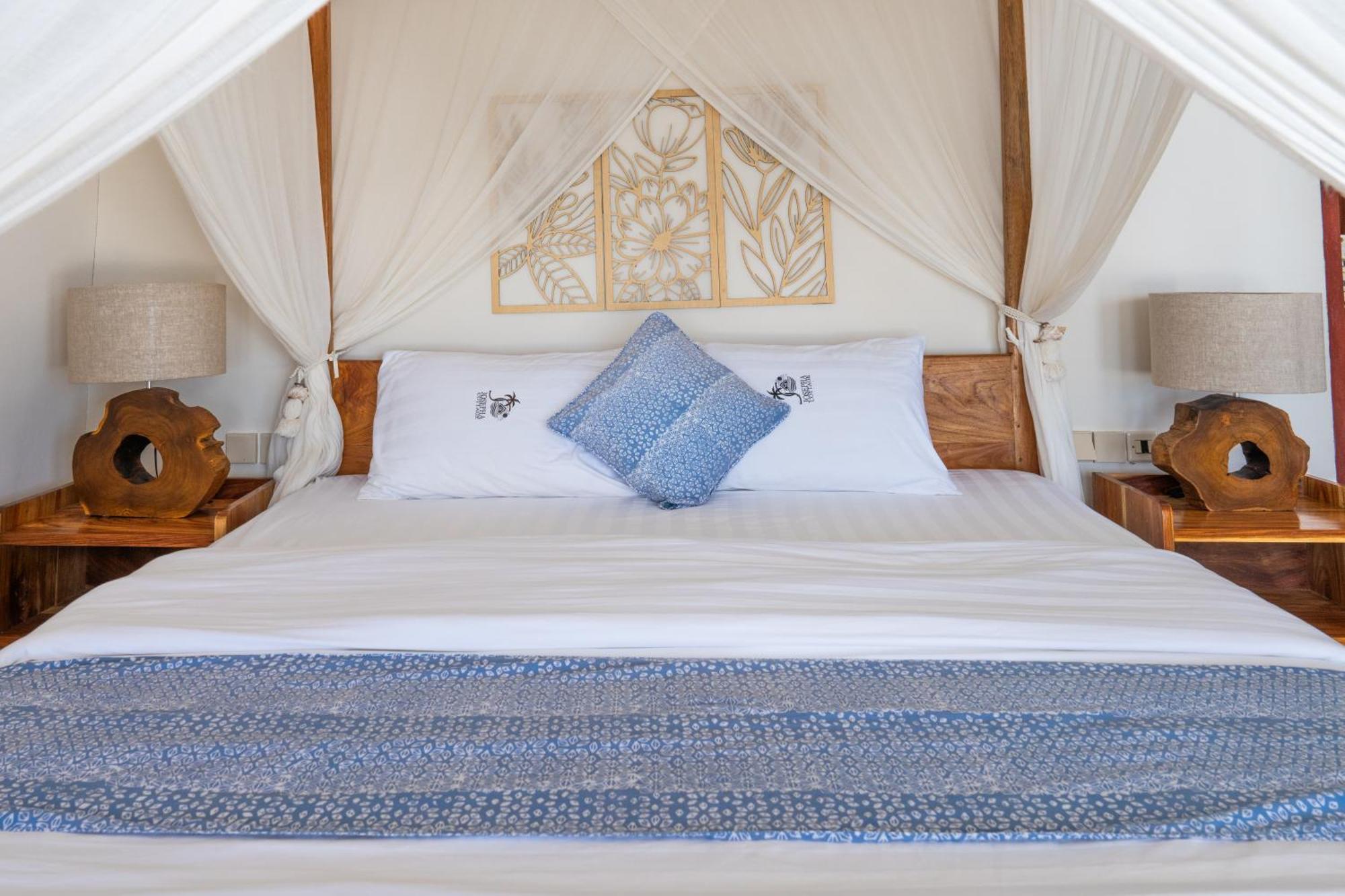 Josepha Cottage Ngurbloat Екстериор снимка
